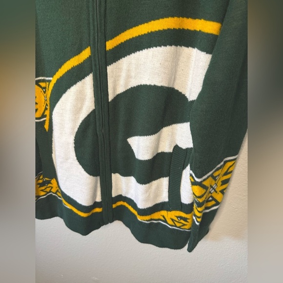 NFL Apparel Green Bay Packers Klew Big Logo Full-Zip Hoodie - Picture 7 of 11